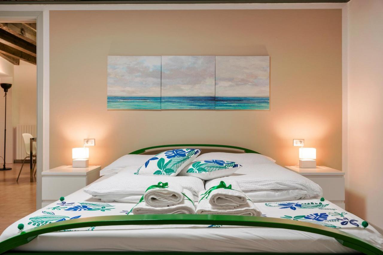 Iseo Portelle Holiday With Private Parking And Bike Storage Luaran gambar