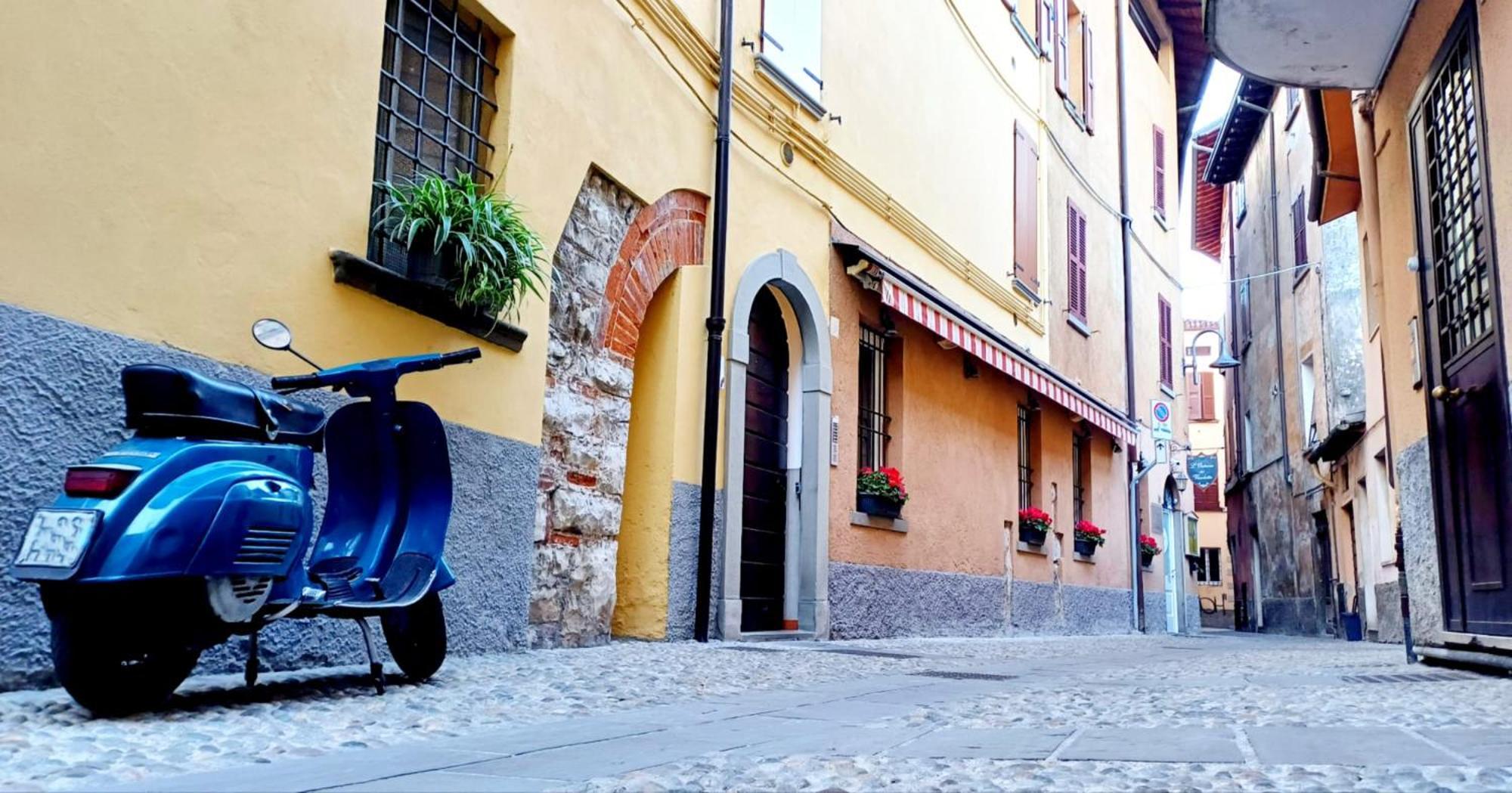 Iseo Portelle Holiday With Private Parking And Bike Storage Luaran gambar