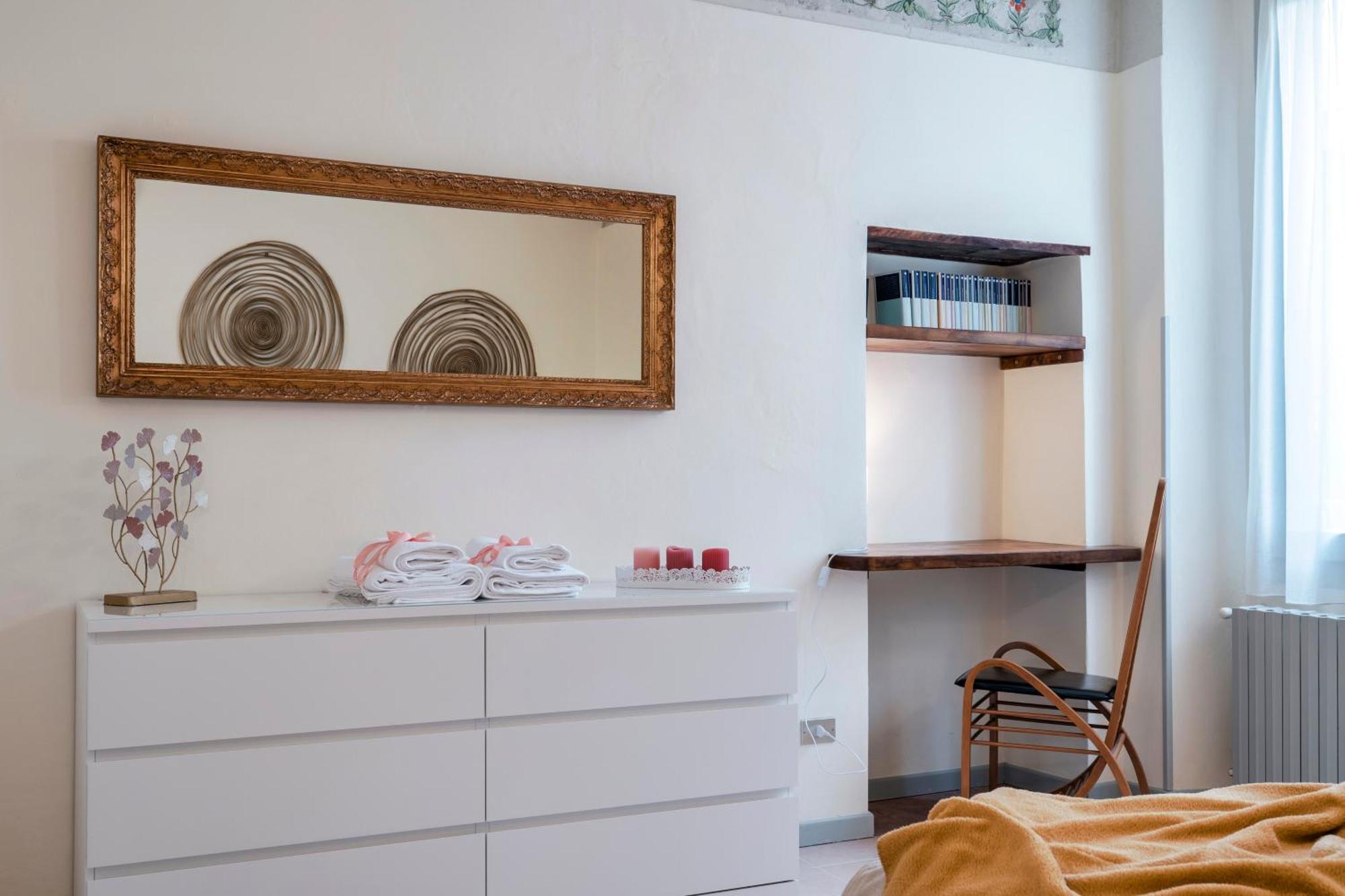 Iseo Portelle Holiday With Private Parking And Bike Storage Luaran gambar