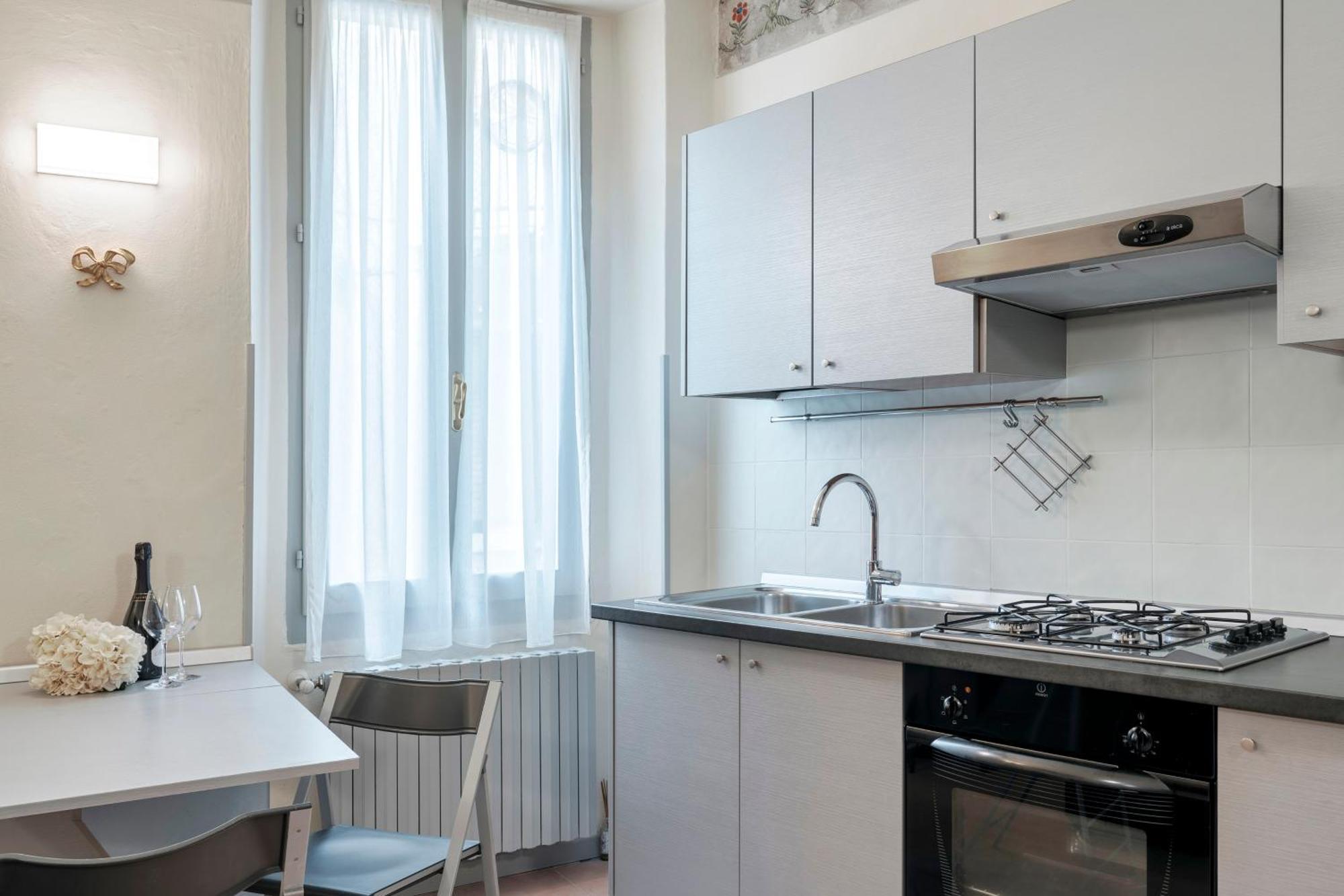 Iseo Portelle Holiday With Private Parking And Bike Storage Luaran gambar